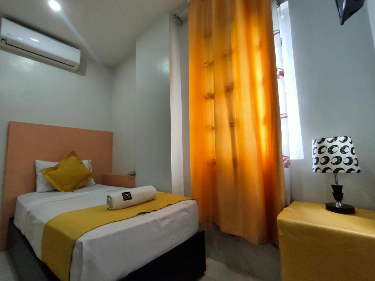 Villa Rosita Hotel Нага Екстериор снимка