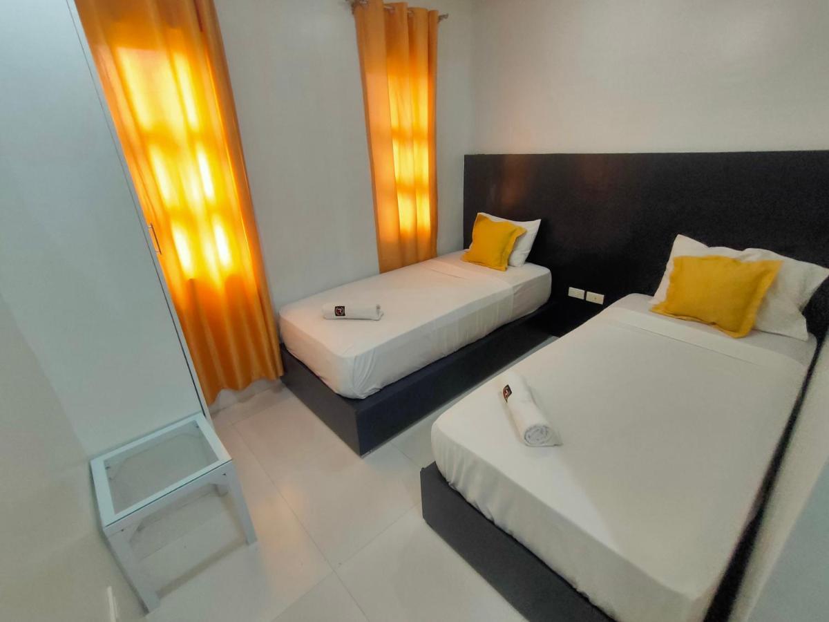 Villa Rosita Hotel Нага Екстериор снимка